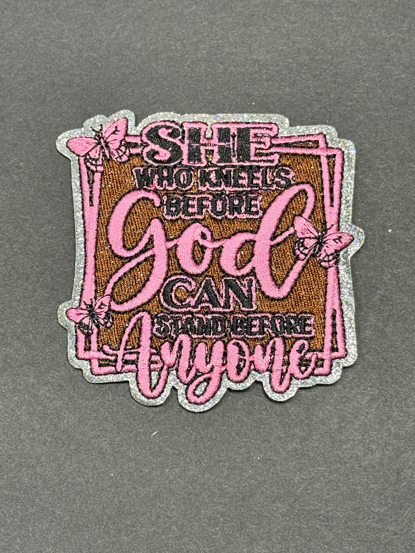 She who kneels before God Glitter