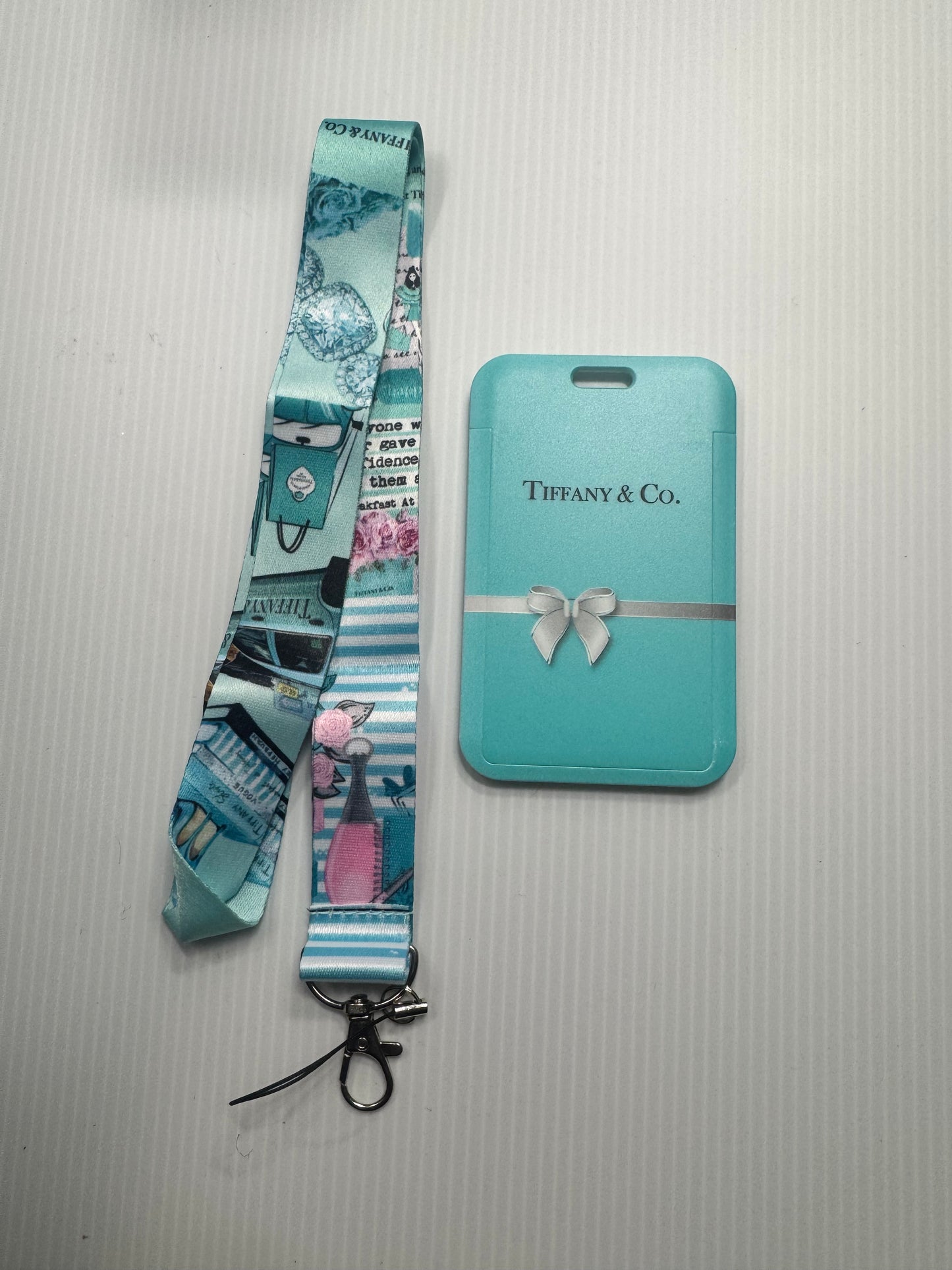 TIFFANY PRESENT 2PC LANYARD