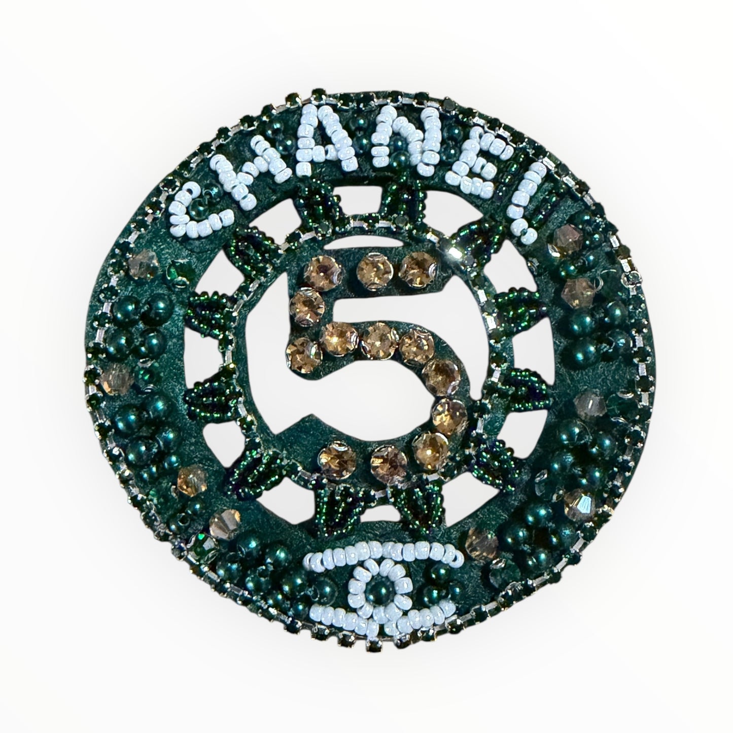 CC 5 inspired beaded patch – green