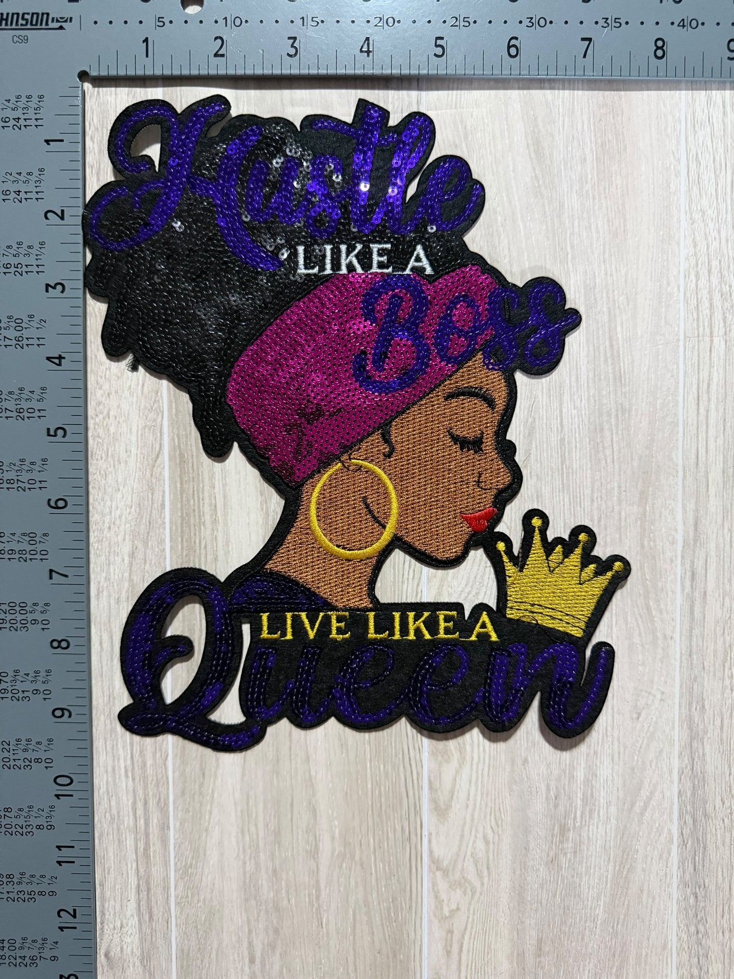 Hustle like a boss queen Large patch