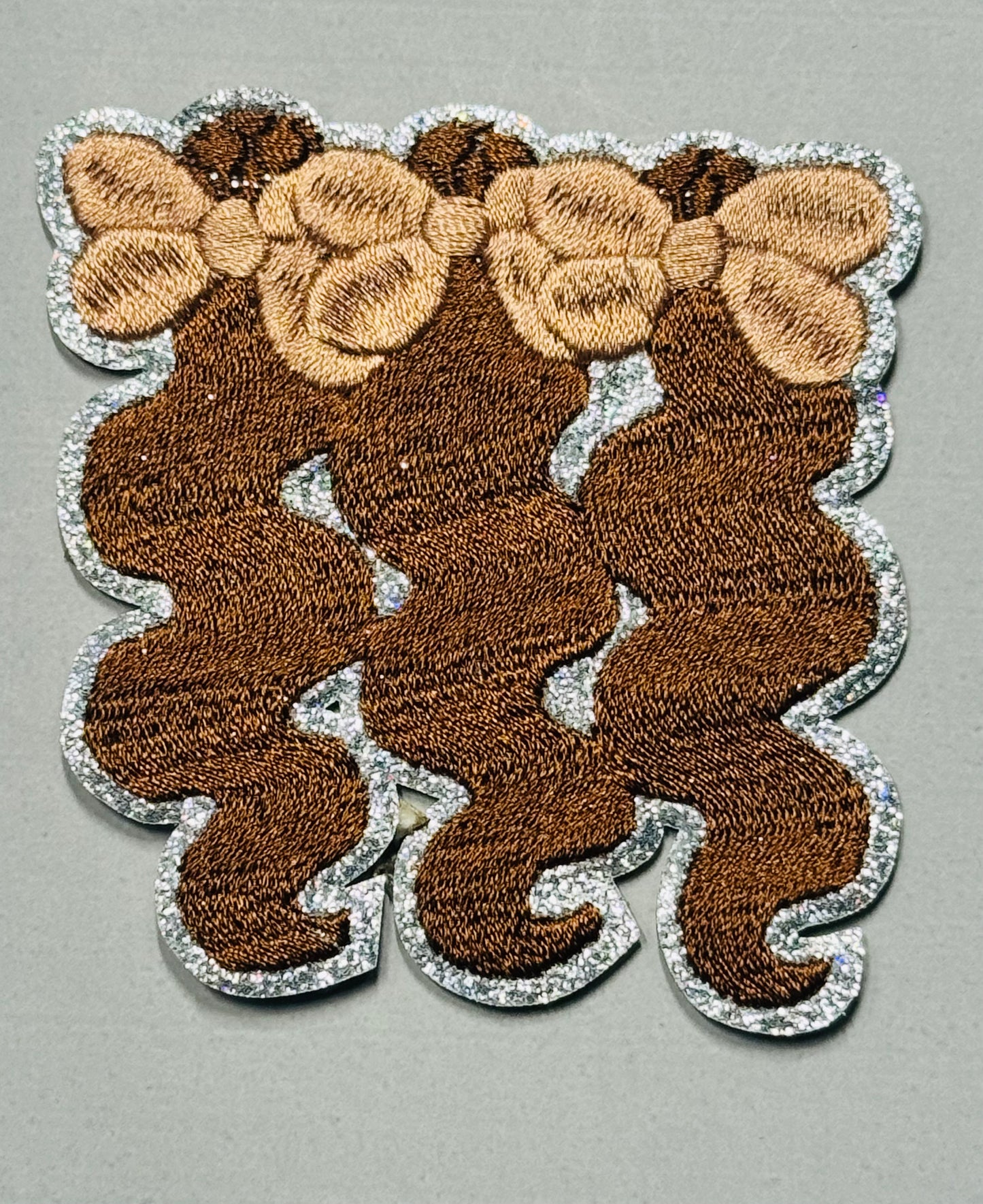 “Triple Bow Curly Hair Patch – Gold Bows”