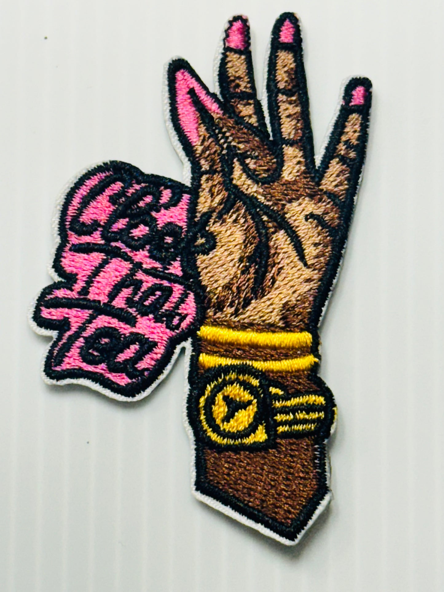 Clock That Tea – Pink Nails Patch