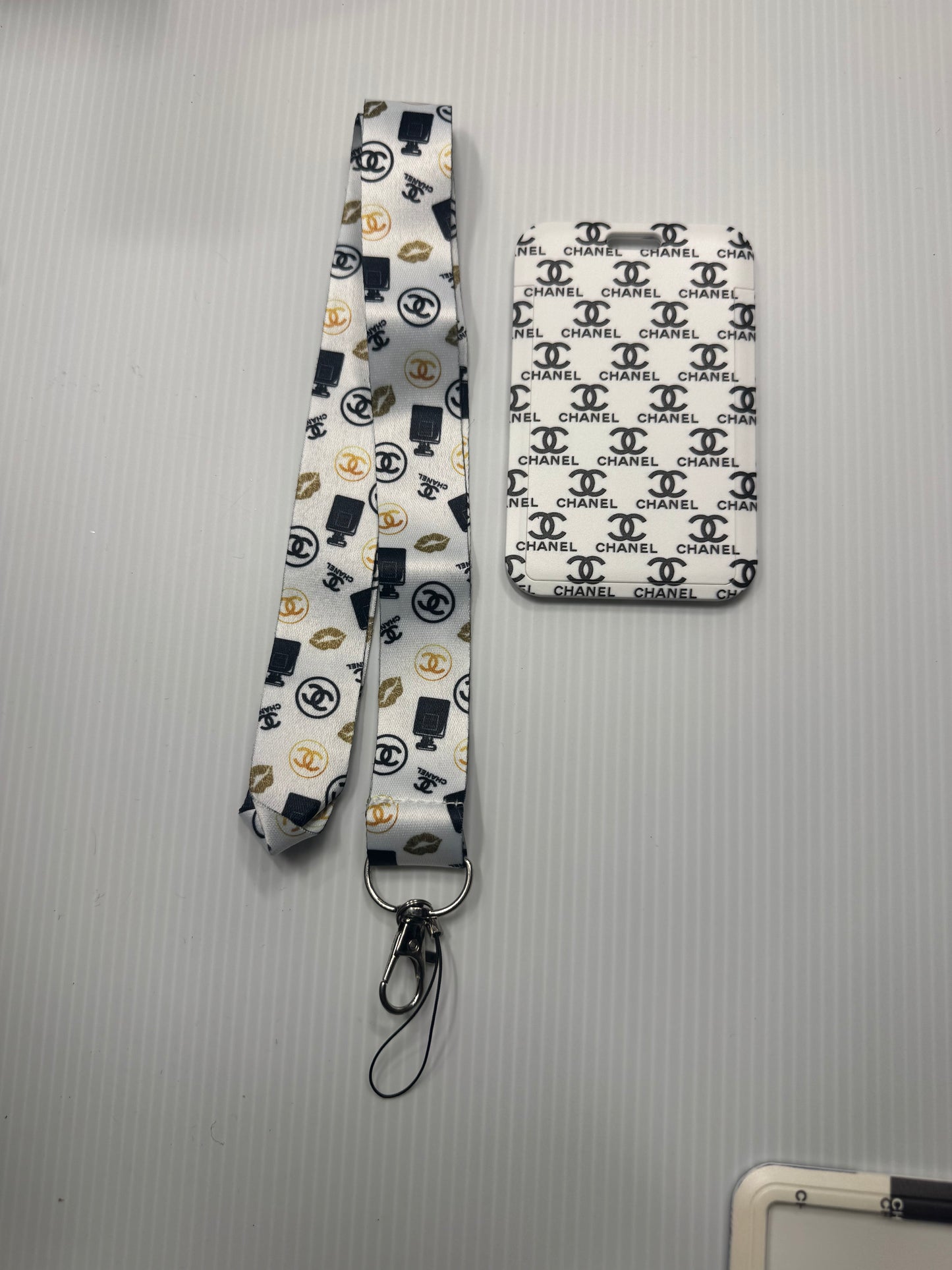 CC LOGO WHITE/BLK 2PC LANYARD