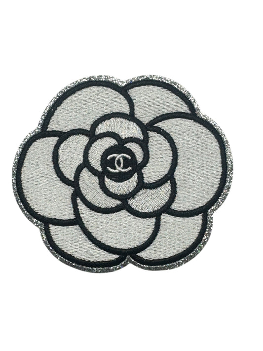 CC WHITE SILVER GLITTER ROSE