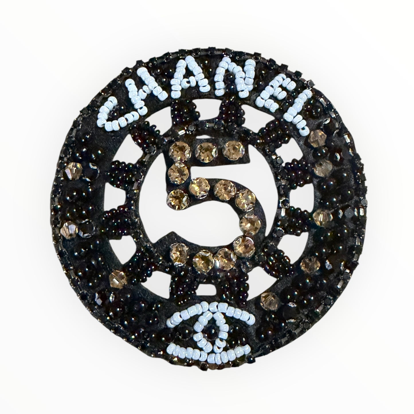CC 5 inspired beaded patch – black