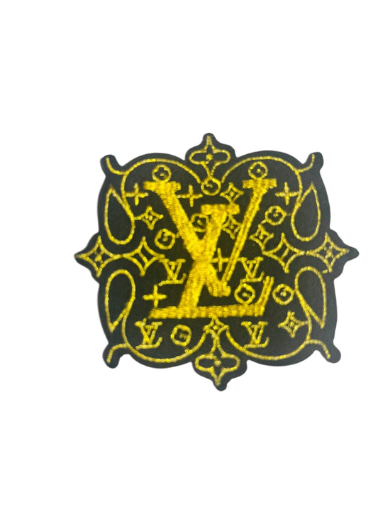 LV-INSPIRED GOLD MONOGRAM PIECE