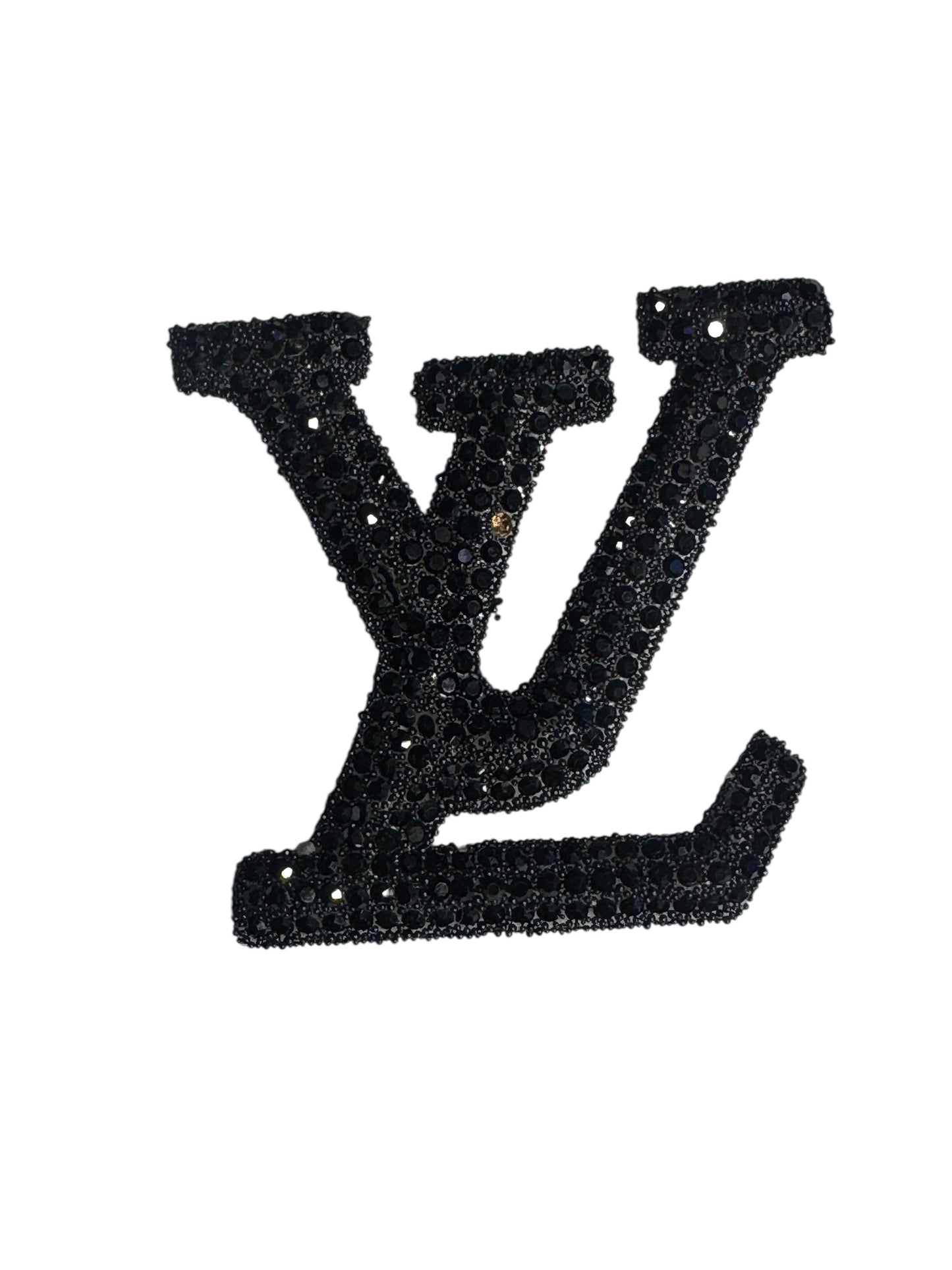 LV-INSPIRED BLACK ON BLACK STONE LETTERS