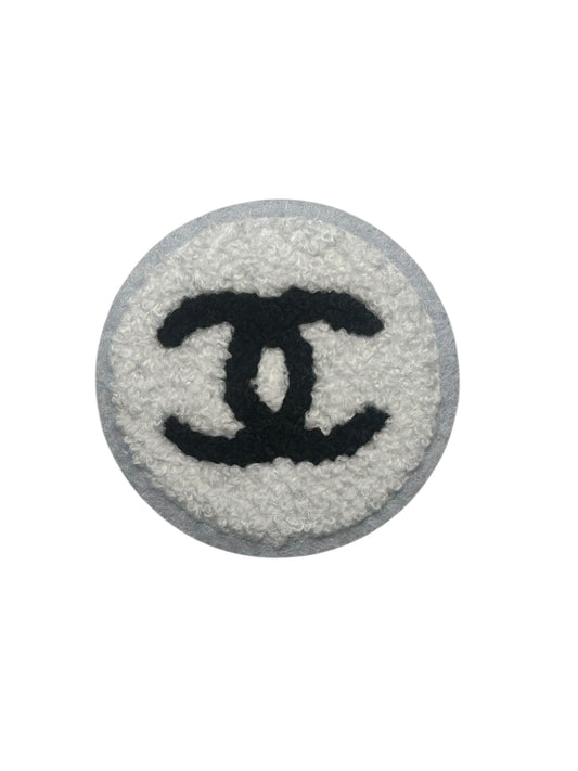 CC WHITE CHENILLE CIRCLE