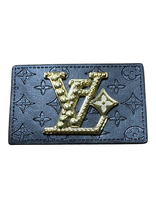 LV-INSPIRED LEATHER W/METAL LOGO