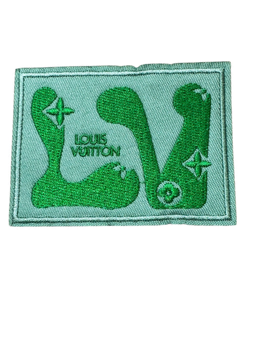 LV-INSPIRED GREEN SQUARE