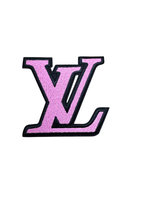 LV-INSPIRED PINK LETTERS