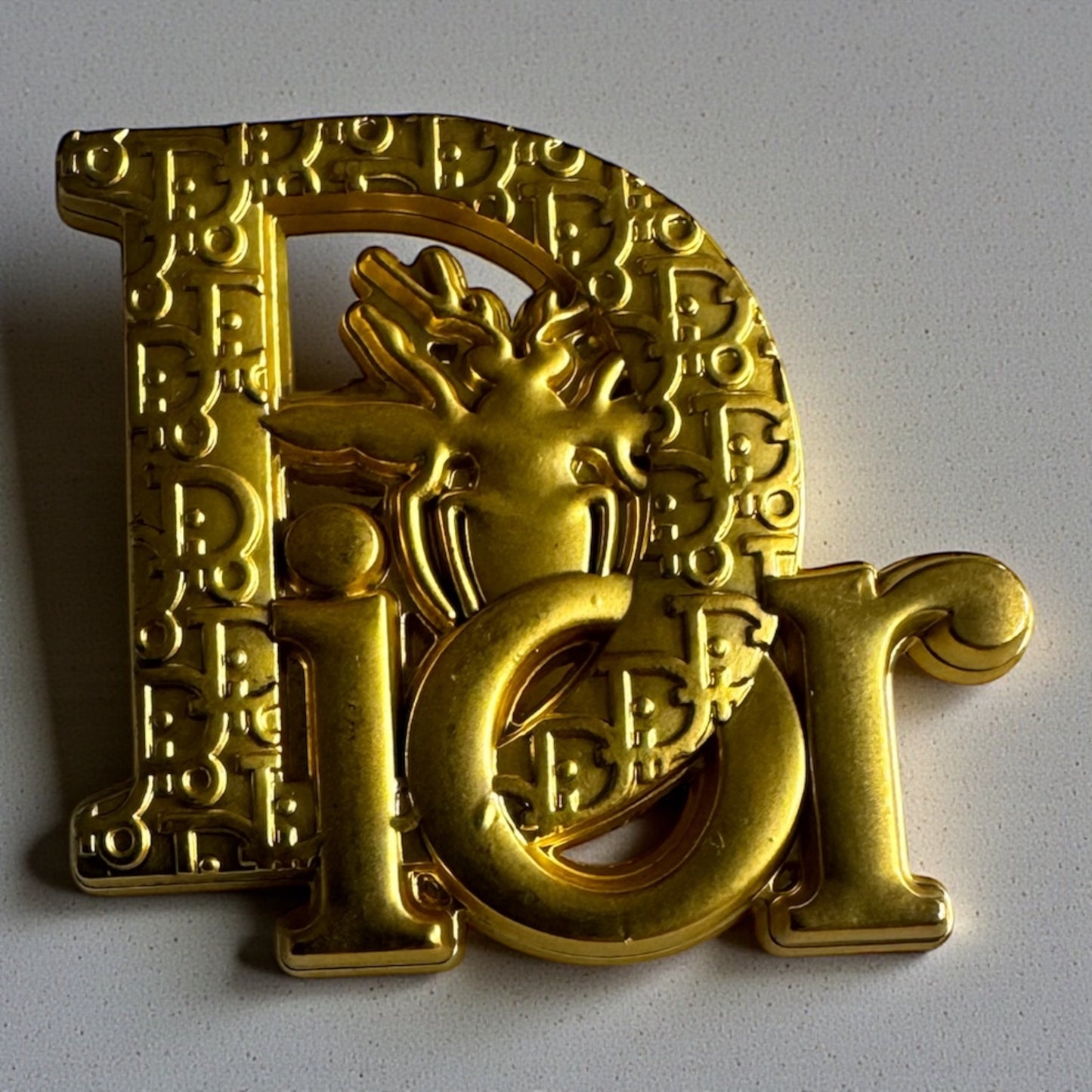 Gold “Dior” Bee Brooch – Designer-Inspired Luxury Statement Pin