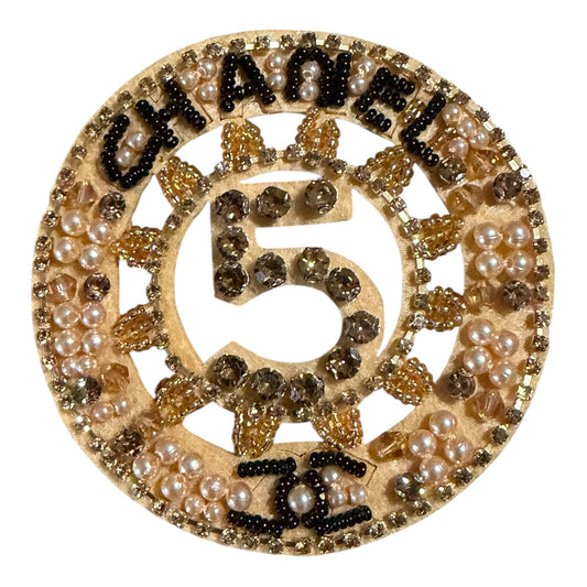 CC 5 inspired beaded patch – gold