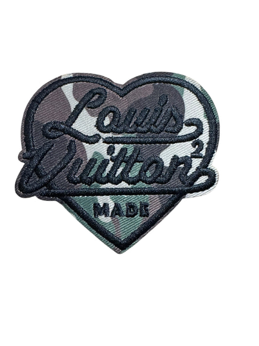 LV-INSPIRED CAMO HEART